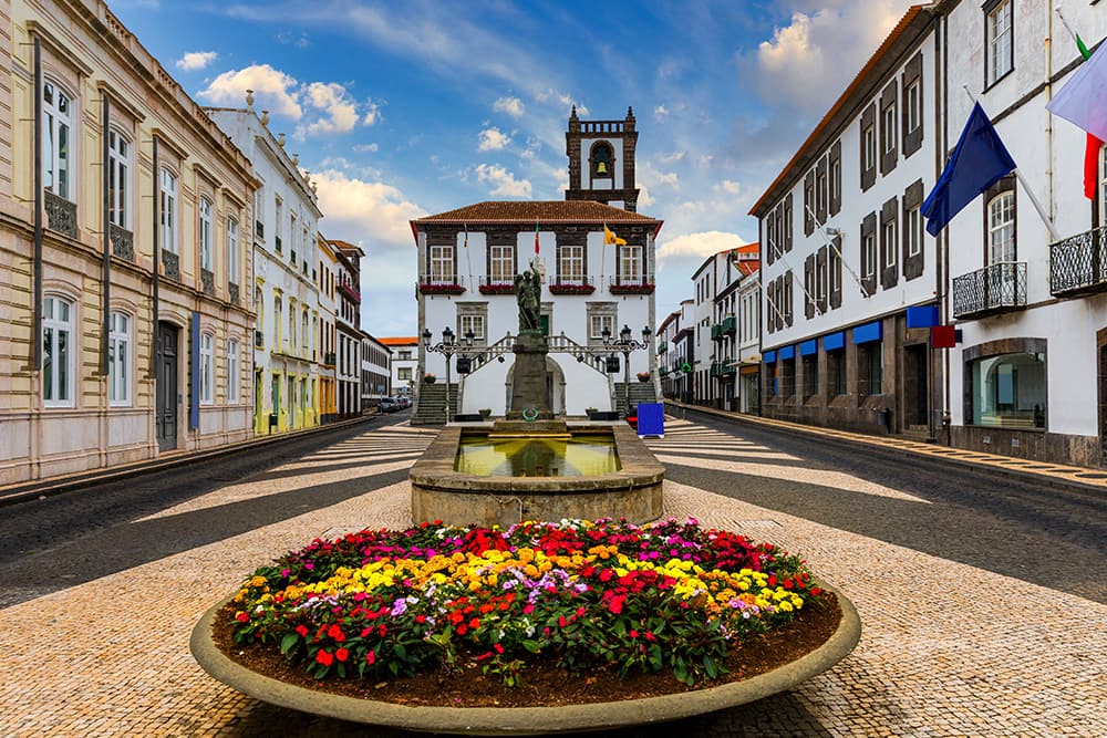 Top Things To Do in Ponta Delgada, Azores | NCL旅行ブログ