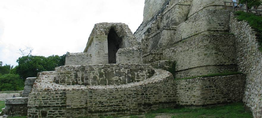 /sites/default/files/BZE_01_AutunHaMayanRuins-4_0.jpg