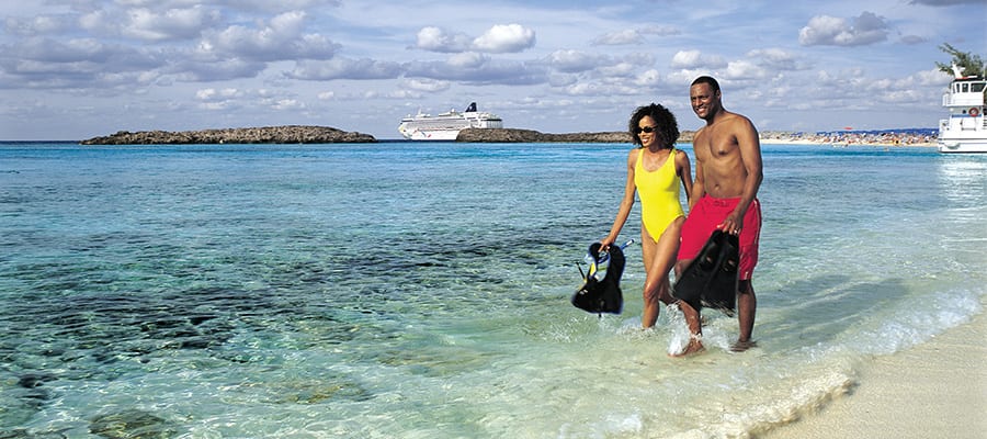 Praias de areias brancas no seu cruzeiro nas Bahamas