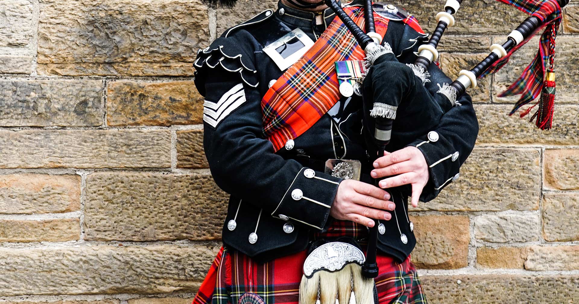 Glasgow (Greenock), Scotland Ardgowan House & Bagpipe Workshop ...