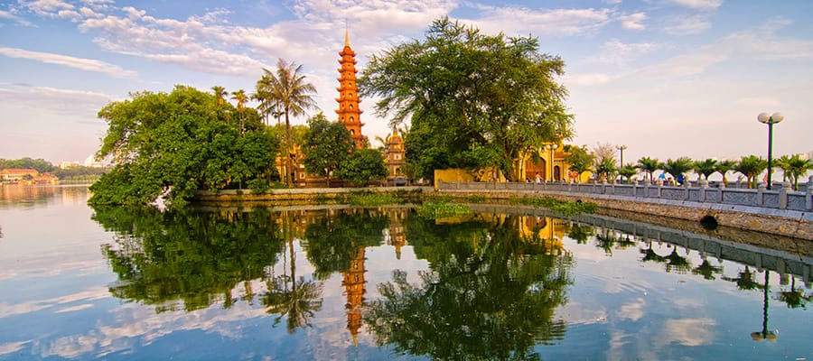 Tran Quoc pagoda on Cruises to Hanoi (Ha Long Bay)