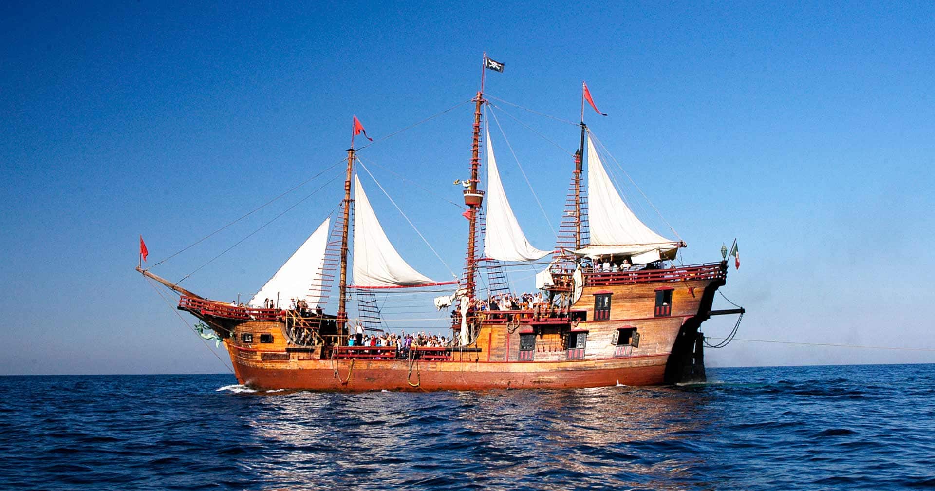 pirate boat cruise